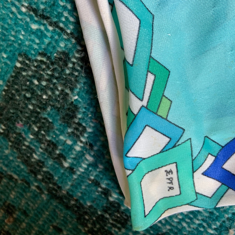 Meet your Posher, Juliana